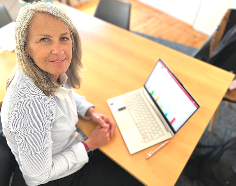 Laetitia, consultante en bilan de compétences chez Stageos