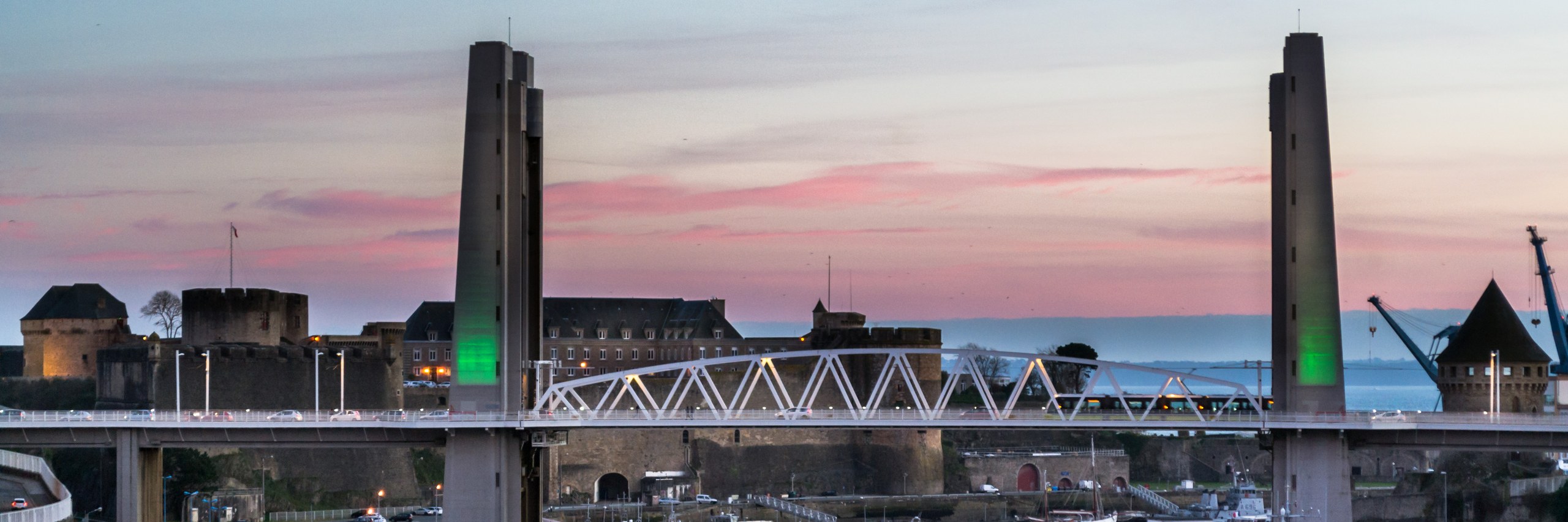 Bilan de compétences à Brest en visio – pont de Recouvrance sur la Penfeld