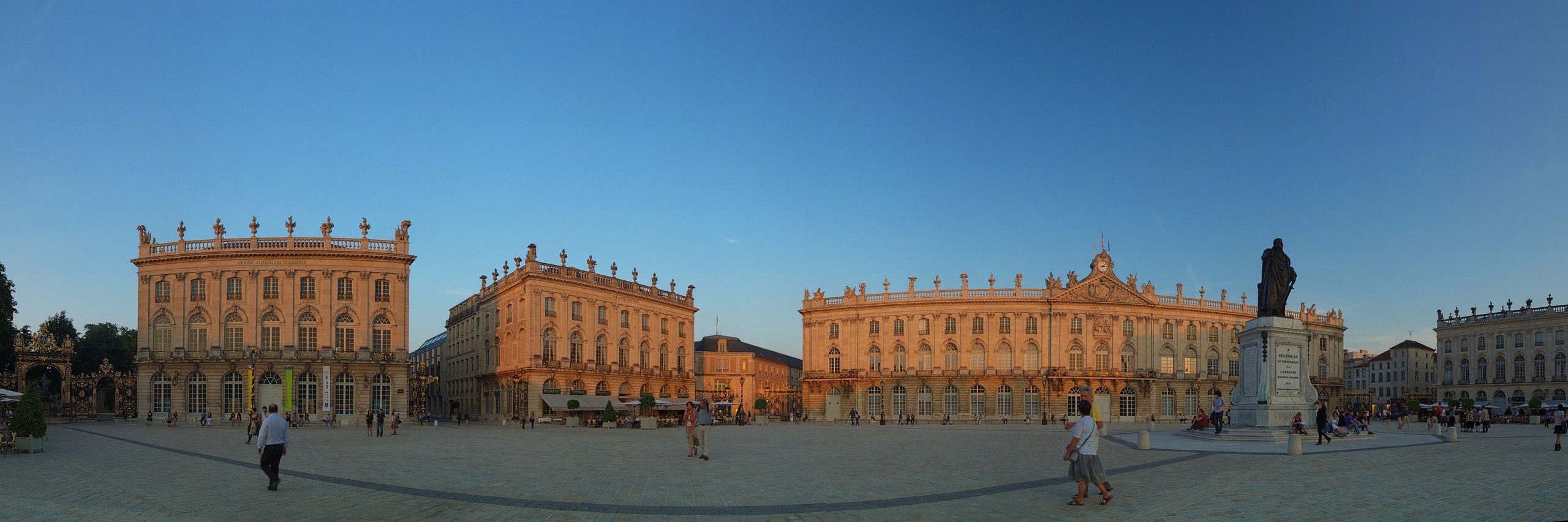 Bilan de compétences à Nancy en visio – la place Stanislas